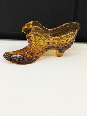 Vintage Fenton Glass Shoe Amber Hobnail Cat Design