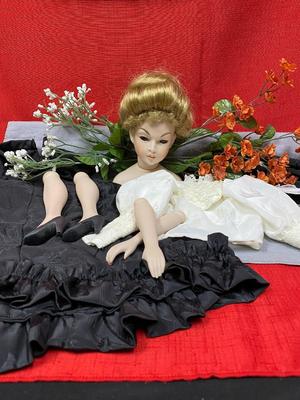 Dollies Galore Doll Kit- Porcelain