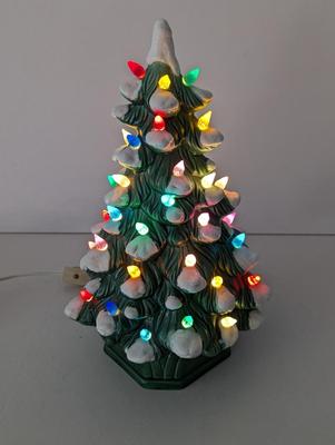 Holland Mold Ceramic Light-Up Christmas Tree