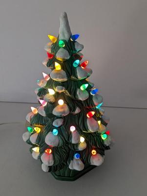 Holland Mold Ceramic Light-Up Christmas Tree