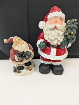 Resin Santa Figures