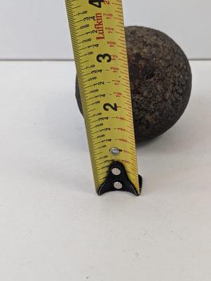 2 1/2" Cannon Ball Approx 2.2 Pounds
