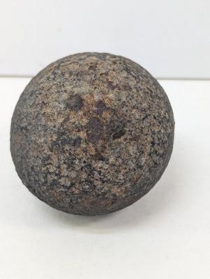 2 1/2" Cannon Ball Approx 2.2 Pounds