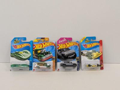 Hot Wheels Car Barbie HW Fast Transit HW Screen Time
