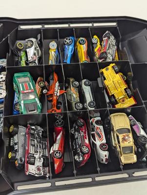 Hot Wheels Rolling Carrying Case 1/64