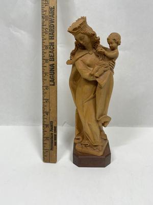 ANRI 11” Madonna, mother and son would Carved statue