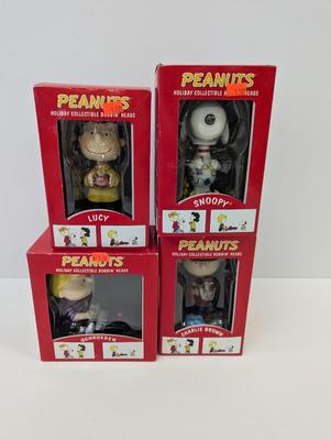 Peanuts Holiday Collectible Bobbin Heads Choice 1