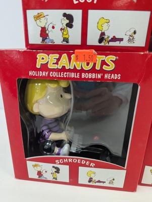 Peanuts Holiday Collectible Bobbin Heads Choice 1
