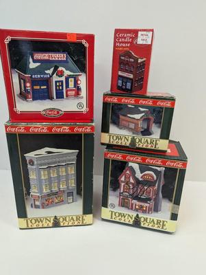 Coca-Cola Town Square Houses