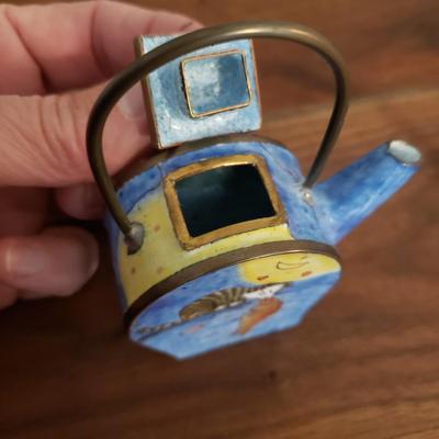 Kelvin Chen & Empress Arts Mini Enameled Cat-Themed Teapots (D-KD)