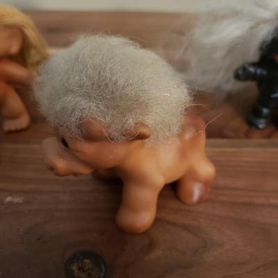 Vintage Dam Things Trolls (D-KD)