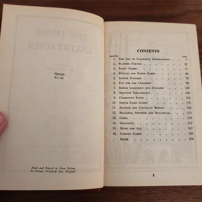 Vintage Audel's 'Carpenters and Builders Guides' and Odhams Press Practical Advice Books (D-KD)