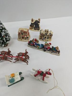 Holiday Christmas Decor & Ornaments