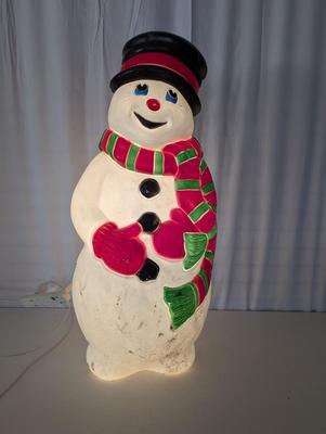 Vintage Grand Venture 38" Frosty The Snowman Blowmold Blow Mold Light With Cord.Christmas Lawn Art Statue Figure
