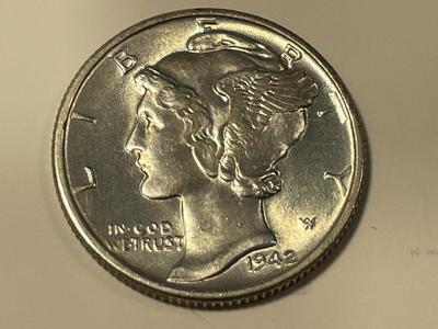 1942-P UNCIRCULATED FULL BANDS MERCURY SILVER DIME AT PICTURED. FREE DOMESTIC SHIPPING.