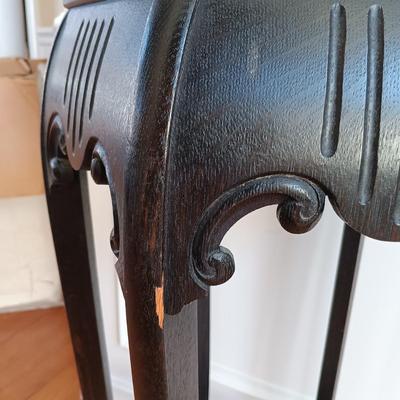 LOT 36: Antique Copper and Brass Samovar Lamp with Pedestal Table