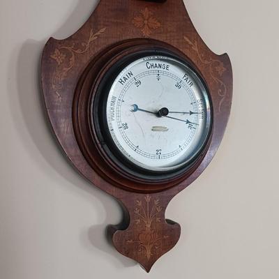 LOT 37: Antique Edwardian Aneroid Barometer