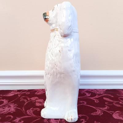 LOT 42: Antique Staffordshire Hand Painted Dog Figurine