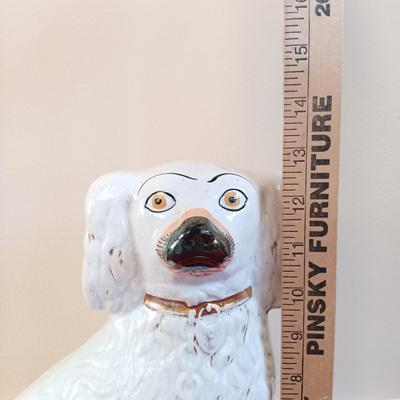 LOT 42: Antique Staffordshire Hand Painted Dog Figurine