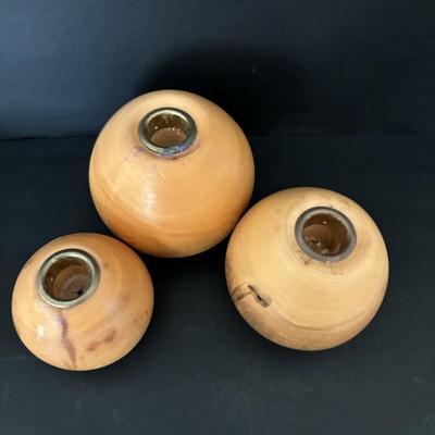 LOT 83: Warren Vienneau Burl Wood Vase & Spinning Aspen Studios Handcrafted Solid Wood Candle Holders