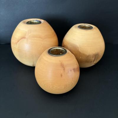 LOT 83: Warren Vienneau Burl Wood Vase & Spinning Aspen Studios Handcrafted Solid Wood Candle Holders