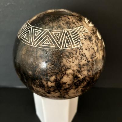 LOT 85: Acoma Pueblo Etched Horsehair Pottery Vase, Gary Yellow Corn 2007 & Navajo Horsehair Pottery Vase w/Turquoise Accents, Vail