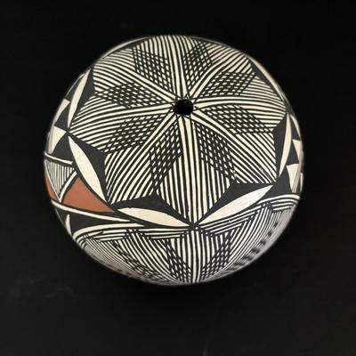 LOT 86: Linda L. Fragua Jemez Pueblo Pottery Storyteller,Native American Acoma Hand Painted Pottery Seed Pot, S. Phillips &...