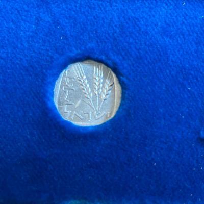 LOT 96: Genuine Coin Old/New Agrippa 1 Jerusalem & Israel Agora 1976, WWII German Warsaw Police Badge, Girls Orphanage Jerusalem Coin