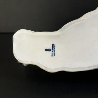 LOT 101: Lladro "Sheperd with Bird" Porcelain Figurine