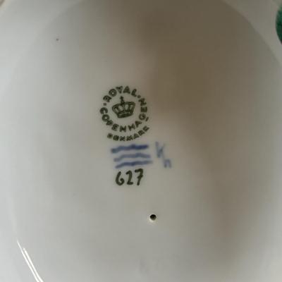 LOT 103: Royal Copenhagen Figuring #627: Shepherd w/Sheep