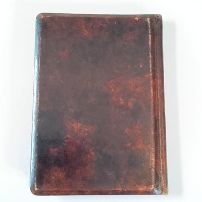 LOT 151: Vintage 1930 The Story of Ruth: Ze'ev Raban, 1952 The Bible in Pictures: 140 Illustrations by G. Dorè & More