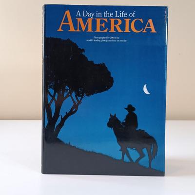 LOT 152: 1972 Frederic Remington Coffee Table Book, 1986 A Day in the Life of America, 1976 200 Years of American Sculpture & More