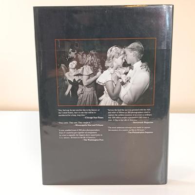 LOT 152: 1972 Frederic Remington Coffee Table Book, 1986 A Day in the Life of America, 1976 200 Years of American Sculpture & More