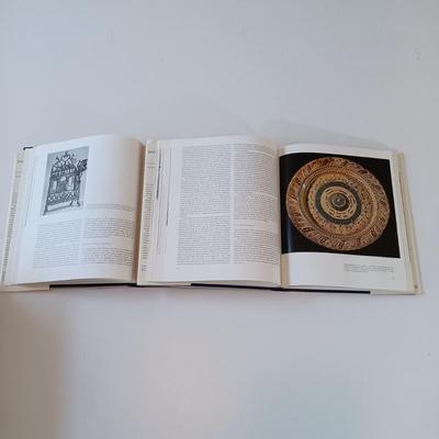 LOT 154: 1961 Shulsinger Bros. The Haggadah of Passover, 1962 The Woodcuts of Jakob Steinhardt, 1970 Moshe Raviv Illustrated Tales in...