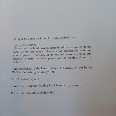 LOT 154: 1961 Shulsinger Bros. The Haggadah of Passover, 1962 The Woodcuts of Jakob Steinhardt, 1970 Moshe Raviv Illustrated Tales in...