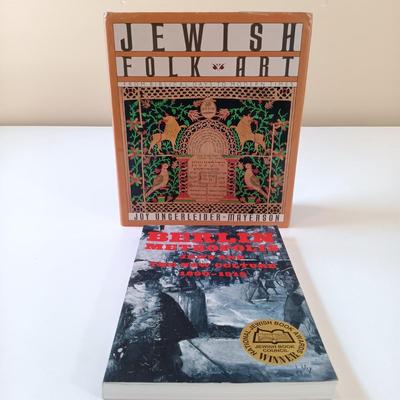 LOT 154: 1961 Shulsinger Bros. The Haggadah of Passover, 1962 The Woodcuts of Jakob Steinhardt, 1970 Moshe Raviv Illustrated Tales in...