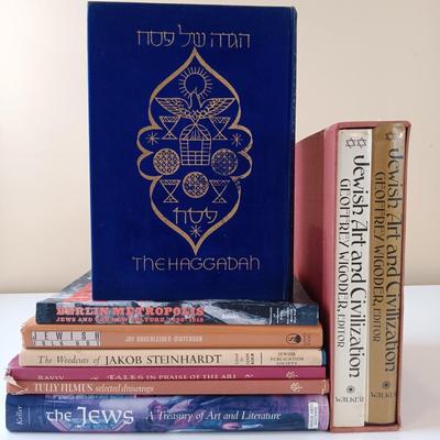 LOT 154: 1961 Shulsinger Bros. The Haggadah of Passover, 1962 The Woodcuts of Jakob Steinhardt, 1970 Moshe Raviv Illustrated Tales in...