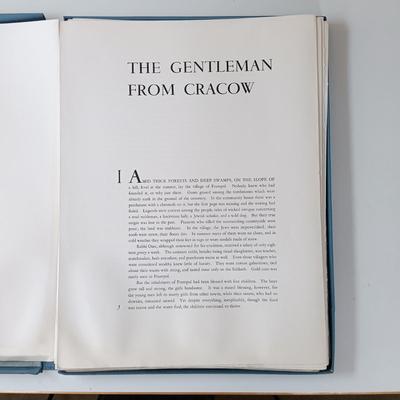 LOT 155: Signed and Numbered 1970 Raphael Soyer The Mirror and The Gentleman of Cracow Portfolio of 12 Lithograph Illustrations