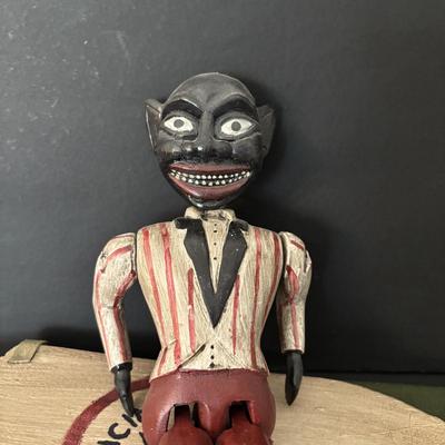 LOT 191: Antique Early 20th Century Dancing Minstrel Black Americana Toy