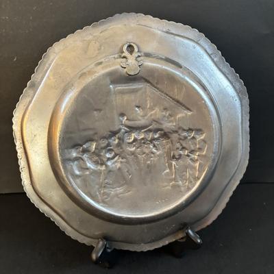 LOT 194: Vintage lot of misc. Judaica, plaque, plates, wall hangings, + more!