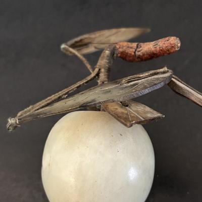 LOT 196: Vintage Green/Pale Green Jade Fruit w/Stone Leaves and MCM Pebble/Bubble Gold Glass Tray