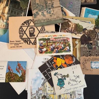 LOT: 197: Vintage Stereoscope Views of Isreal & Palestine along with Vintage Postcards