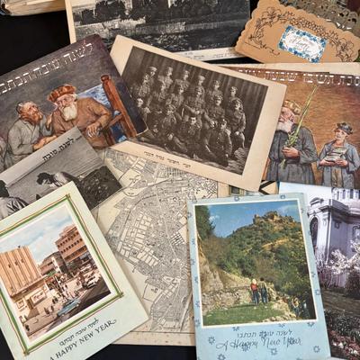 LOT: 197: Vintage Stereoscope Views of Isreal & Palestine along with Vintage Postcards