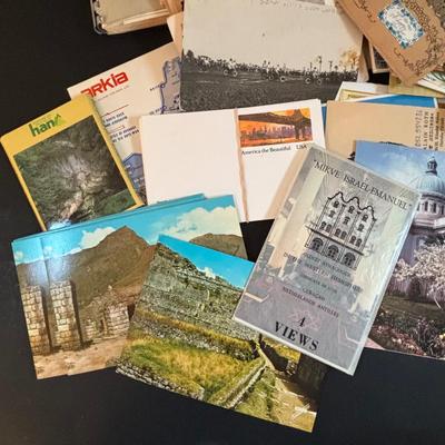 LOT: 197: Vintage Stereoscope Views of Isreal & Palestine along with Vintage Postcards