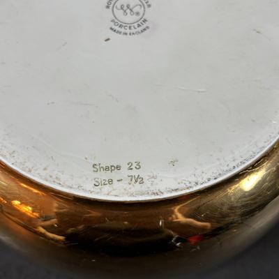 LOT 202 Royal Worcester Gold Lustre Coffee Pot, Creamer & Sugar, Fireproof Casserole Shape 23 Size 7 1/2 & Rectangular Baking Dishes