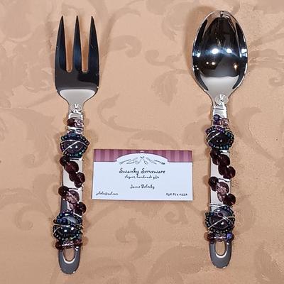 LOT 216: Mikasa Amethyst Centerpiece Bowl, Arcoroc Canterbury Crocus Mugs, Metropolitan Museum of Art Heart Plates & More