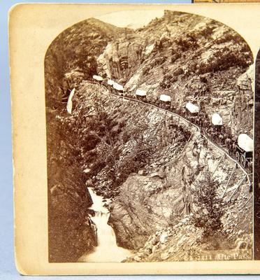 ANTIQUE STEREOVIEW - UTE PASS WAGON TRAIN