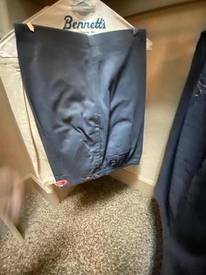 MEN’S BUTTON-DOWN SHIRTS AND SHORTS