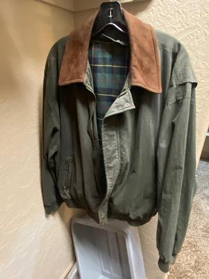 MEN’S JACKETS AND SHIRTS XL