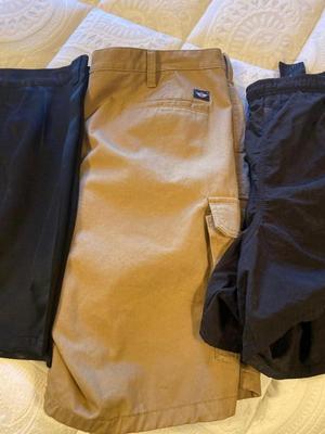 MEN’S TOMMY BAHAMA 100% SILK SHORTS, SLACKS AND LEVI JEANS 38-40 WAIST